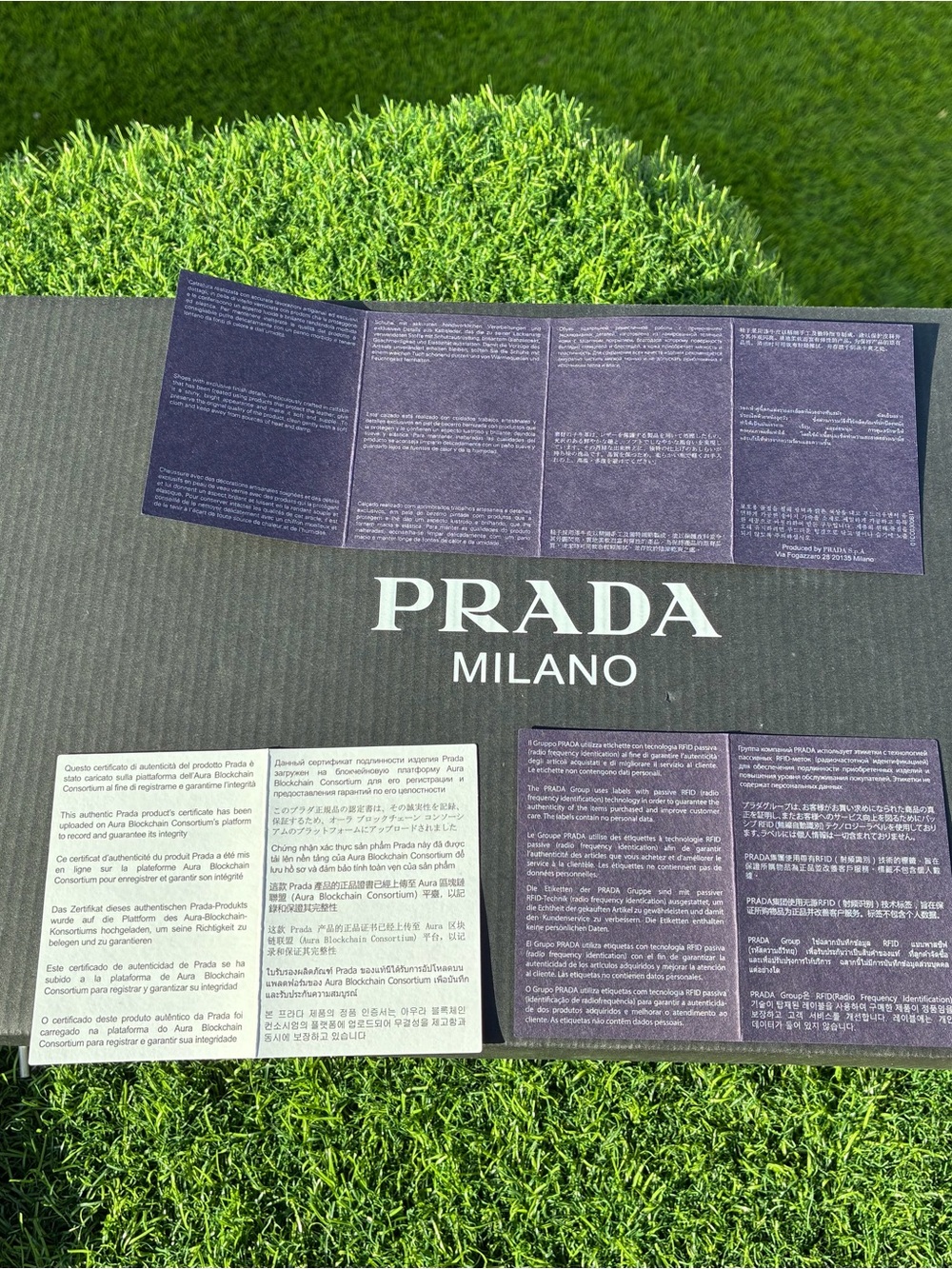 PRADA AGED-EFFECT BLACK PEBBLED LEATHER LOW-TOP SNEAKERS LOGO SZ US 11 UK 10 NEW - Picture 16 of 16